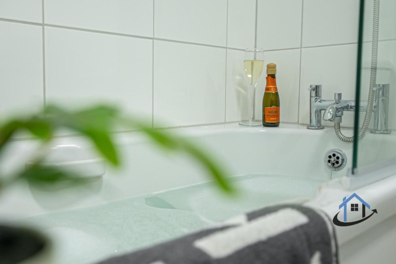 Ironside House, Thrapston King Or Twin Beds, Free Parking, Workspace, Corporates, Sleeps 8 Esterno foto